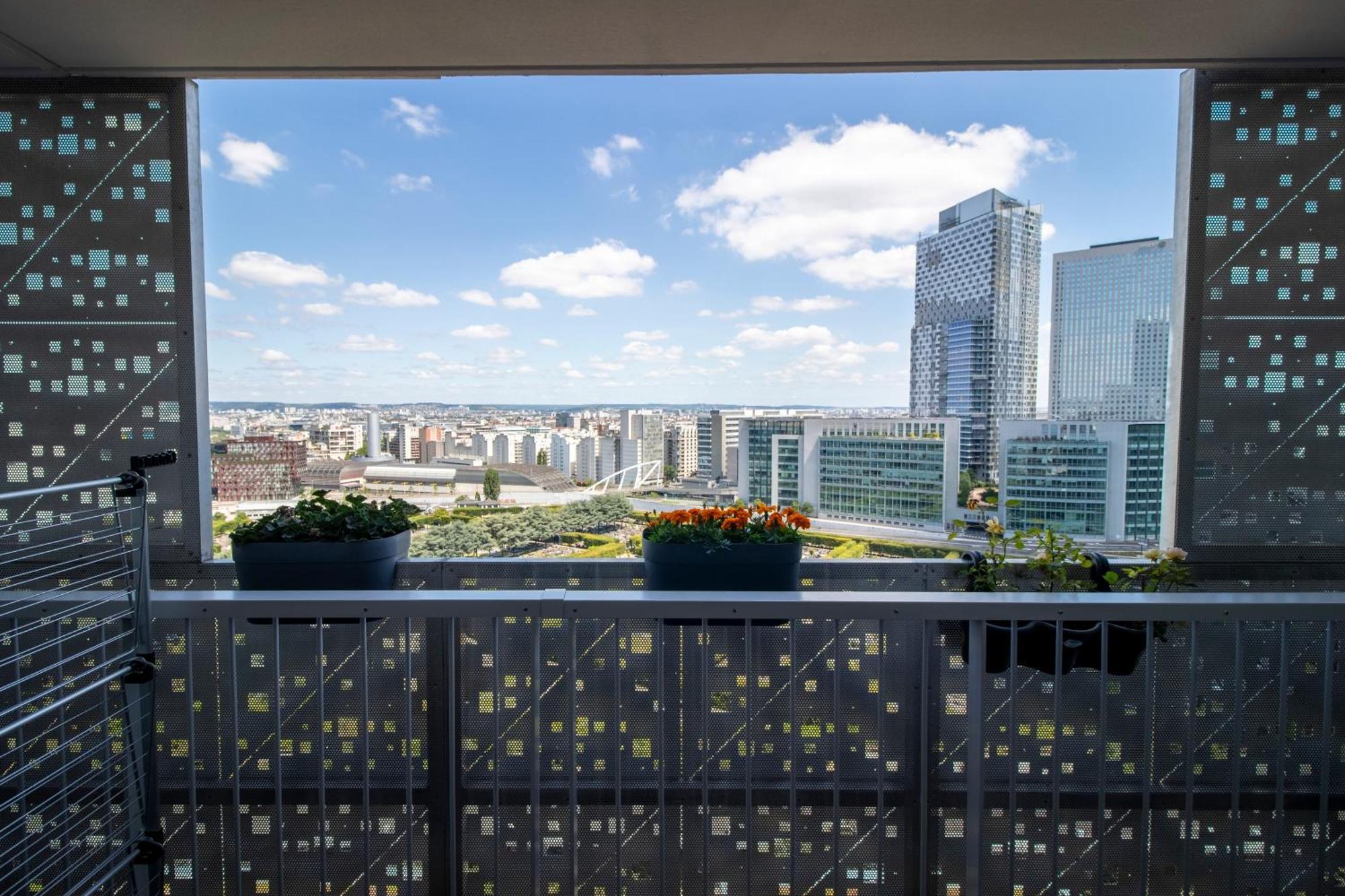 Luxury 2 Rooms Apartment With Balcony Puteaux Εξωτερικό φωτογραφία